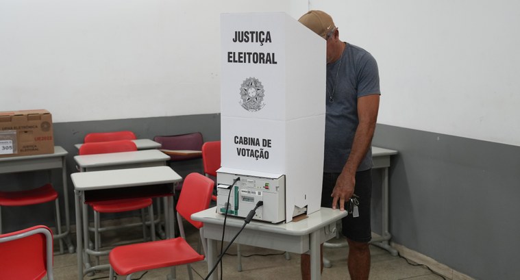 25 de outubro: Justiça Eleitoral do Tocantins celebra Dia Nacional da Democracia TRE-TO reafirma o compromisso de garantir eleições livres, seguras e transparentes para a popula...