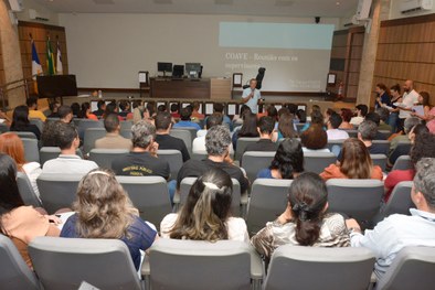 2º turno: cédulas para os testes de Integridade da Urna Eletrônica são preenchidas por auxiliare...