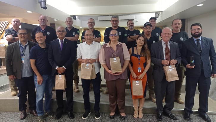 Agentes da Polícia Judicial do TRE-TO recebem certificado de conclusão de mais um curso Agentes da Polícia Judicial do TRE-TO recebem certificado de conclusão de mais um curso