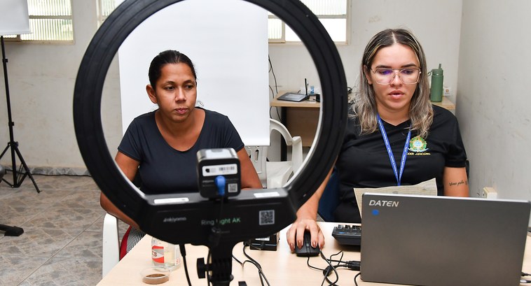 Ação da 29ª Zona Eleitoral acontece no CRAS entre os dias 25 e 26, oferecendo serviços eleitorai...