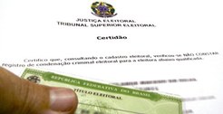 Certidão de quitação eleitoral.