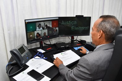 Corregedor regional eleitoral do Tocantins conduz reunião de alinhamento com as zonas eleitorais...