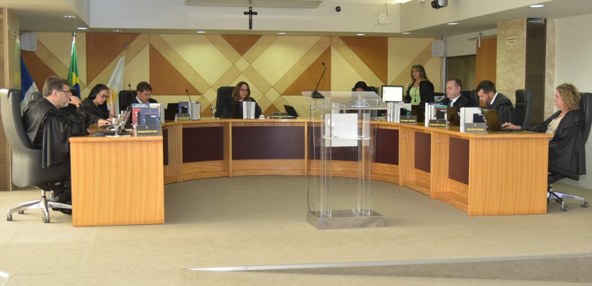Corte do TRE-TO faz moção de pesar em solidariedade a morte do pai da ministra Carmem Lúcia Corte do TRE-TO faz moção de pesar em solidariedade a morte do pai da ministra Carmem Lúcia