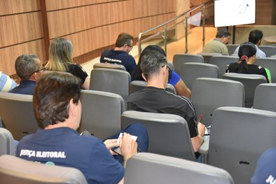 Criatividade em movimento: servidores do TRE-TO participam de jornada sobre inovação