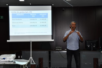 A 13ª Zona Eleitoral foi uma das primeiras a receber o ações do Programa Transparência em Foco -...