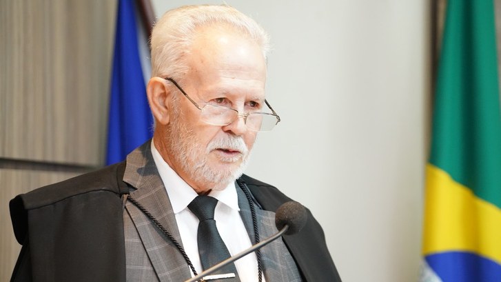 Desembargador João Rigo Guimarães é homenageado pelo Conselho de Presidentes dos Tribunais de Justiça do Brasil Desembargador João Rigo Guimarães é homenageado pelo Conselho de Presidentes dos Tribunais de Ju...