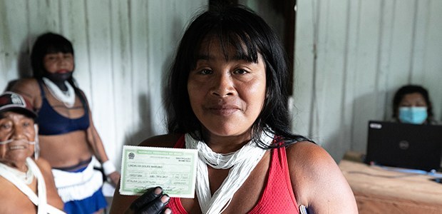 Dia da Democracia: TSE se consolida como o Tribunal responsável por garantir a soberania por meio do voto Corte atua em diversas frentes para assegurar eleições transparentes e seguras. Data será marcad...