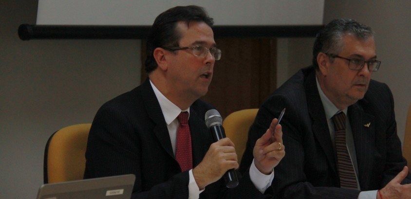 Eleições 2016: Juiz Eleitoral de Palmas faz sorteio para distribuição da Propaganda Eleitoral gratuita no Rádio e TV Eleições 2016: Juiz Eleitoral de Palmas faz sorteio para distribuição da Propaganda Eleitoral gr...