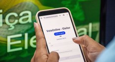 Eleitores usam o “VotaOnline” do TRE-TO para escolher novos membros do Conselho de Arquitetura e...