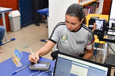 Em ação do TRE-TO e parceiros, jovens reafirmam necessidade de maior representação feminina na p...