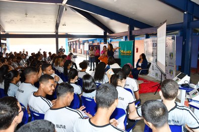 Em ação do TRE-TO e parceiros, jovens reafirmam necessidade de maior representação feminina na p...