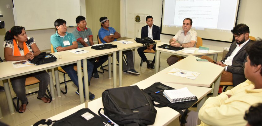 Em oficinas etnias do Tocantins debatem participação no processo político eleitoral