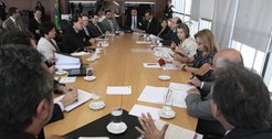 Reunião com operadoras de telecomunicação e Anatel