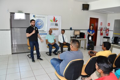 Entrega das carteiras de identidade em Tocantinópolis