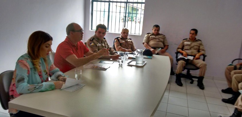 Juiz eleitoral da 5ª ZE de Miracema do Tocantins alerta policiais militares sobre principais cri...