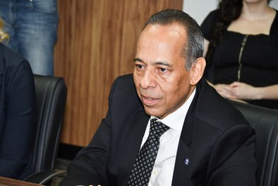 Juiz Marcelo Faccioni toma posse como membro substituto da Corte Eleitoral tocantinense
