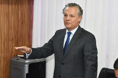 Juiz Marcelo Faccioni toma posse como membro substituto da Corte Eleitoral tocantinense
