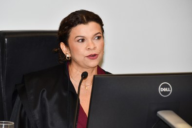 Juíza Edssandra Barbosa toma posse como membro titular da Corte do TRE-TO