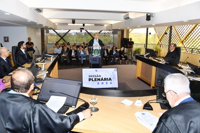 Desembargador Adolfo Amaro Mendes, vice-presidente e corregedor regional eleitoral