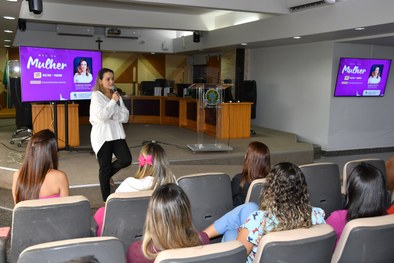 Mês da Mulher: Convidada pelo TRE-TO, palestrante aborda “liderança, mudança de postura, quebra ...