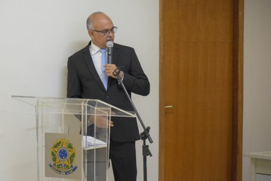 O juiz membro da Corte, José Maria Lima, representou o presidente do TRE-TO