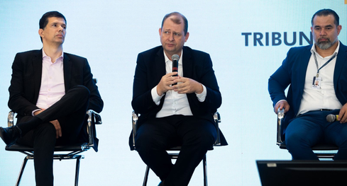 O secretário de Tecnologia da Informação (STI), Valdenir Borges Júnior, participa de painel.