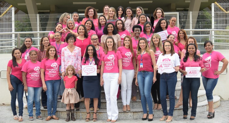 Outubro Rosa: mulheres se mobilizam para conscientizar sobre a prevenção contra o câncer de mama