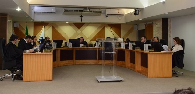 Pleno do TRE-TO indefere registro de candidatura de Carlos Amastha e do vice Pleno do TRE-TO indefere registro de candidatura de Carlos Amastha e do vice