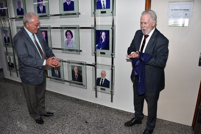 Presidente do TRE-TO apresenta relatório da gestão 2023-2025 e recebe homenagens em sua despedid...