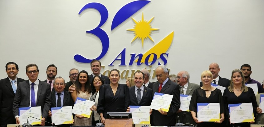 Presidente do TRE-TO, desembargador Marco Villas Boas, recebe Título de Cidadão Tocantinense