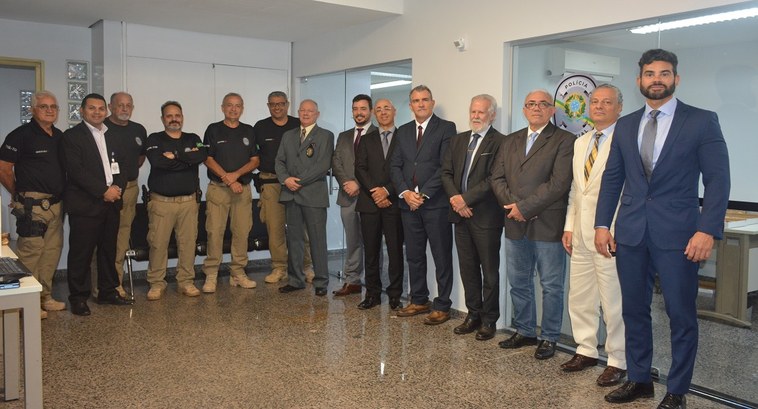 Presidente do TRE-TO entrega salas da Poljud após reforma nas instalações do setor Presidente do TRE-TO entrega salas da Poljud após reforma nas instalações do setor