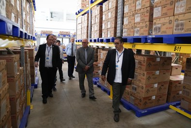 Presidente do TRE-TO visita Central de Urnas e acompanha testes para as Eleições 2026 