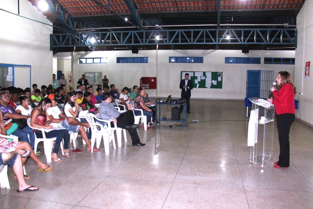 Projeto Ouvidoria vai à Escola é apresentado a alunos do CEM Tiradentes