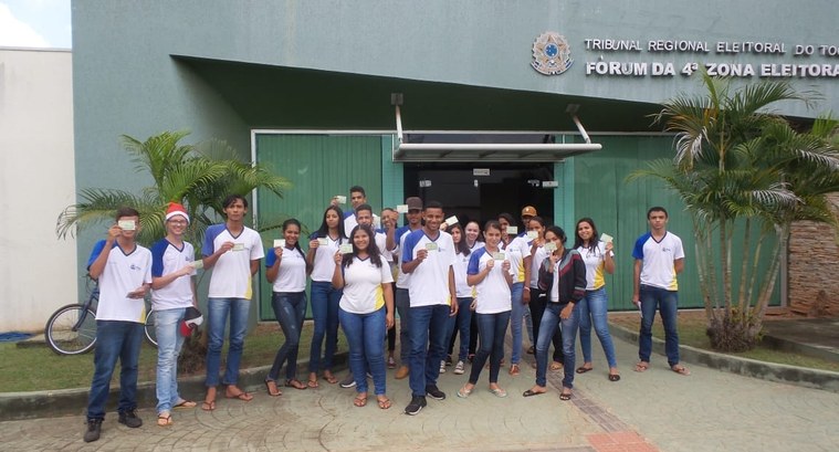 Semana do Jovem Eleitor conscientiza mais de 3,5 mil estudantes no Tocantins sobre importância d...