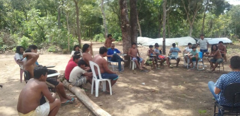 Servidores visitam comunidade Krahô e ressaltam a importância da biometria para os indígenas Servidores visitam comunidade Krahô e ressaltam a importância da biometria para os indígenas
