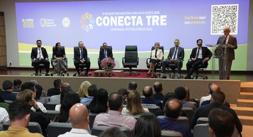 A imagem mostra um auditório durante a abertura da 2ª Reunião Preparatória para as Eleições 2026...