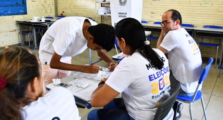 Tocantins ocupa o 3º lugar no ranking de Estados com maior número de eleitores entre 16 a 17 anos Tocantins ocupa o 3º lugar no ranking de Estados com maior número de eleitores entre 16 a 17 anos