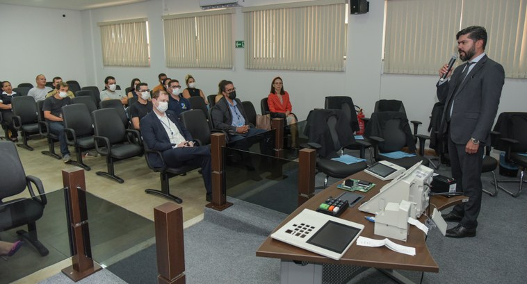 Foto, na horizontal, do evento Democracia: Diálogo e Transparência edição Cristalândia