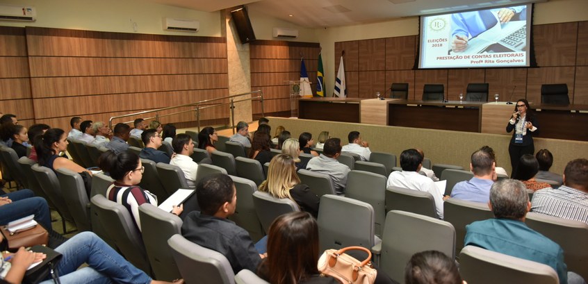 TRE-TO em parceria com o Conselho Regional de Contabilidade promove curso em Prestação de Contas...