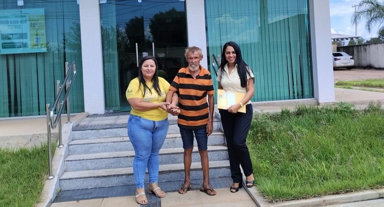 TRE-TO garante emissão de título a morador em situação de rua de cidade do interior do Tocantins TRE-TO garante emissão de título a morador em situação de rua de cidade do interior do Tocantins