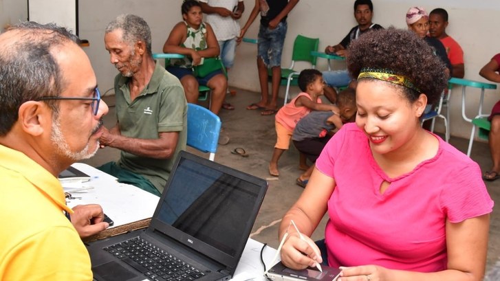 TRE-TO garante inclusão e facilidade no acesso aos serviços eleitorais em Comunidade Quilombola Barra do Aroeira TRE-TO garante inclusão e facilidade no acesso aos serviços eleitorais em Comunidade Quilombola ...