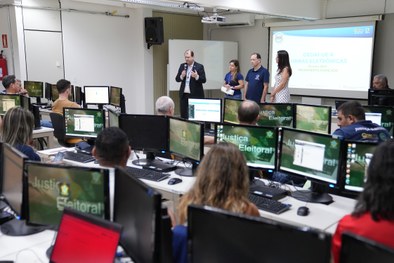 TRE-TO prepara servidores e colaboradores para apoiar o trabalho das zonas eleitorais 