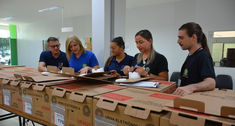 TRE-TO realiza preparativos finais para 2º turno em Palmas; confira etapas TRE-TO realiza preparativos finais para 2º turno em Palmas; confira etapas