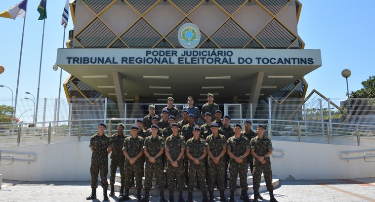 TRE-TO recebe visita de alunos do 22º Batalhão de Infantaria TRE-TO recebe visita de alunos do 22º Batalhão de Infantaria