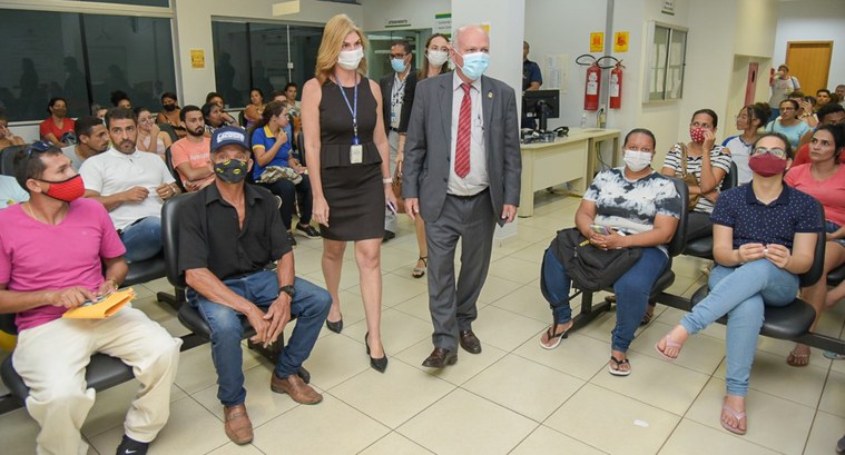 Visita do Desembargador Helvécio de Brito Maia Neto ao Cartório da 29ZE de Palmas Visita do Desembargador Helvécio de Brito Maia Neto ao Cartório da 29ZE de Palmas