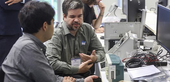 Investigadores externos iniciaram execução de planos de testes para verificar segurança dos sist...