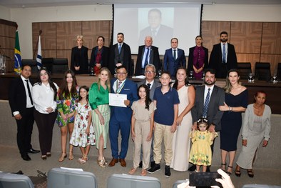 Familiares e amigos do magistrado compareceram à solenidade e, emocionados, agradeceram a Justiç...