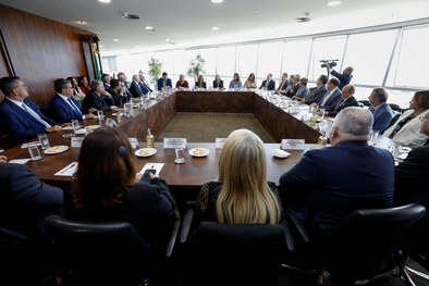 Reunião aconteceu nesta quarta-feira, 12