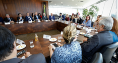 Reunião aconteceu nesta quarta-feira, 12