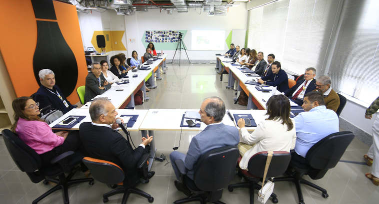 Representantes dos tribunais eleitorais debateram estratégias de comunicação e o impacto da inte...